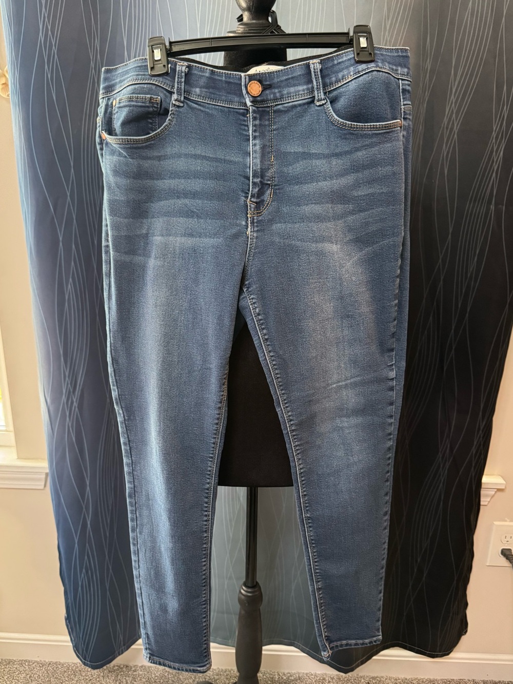 Angels forever young stretch, skinny jeans